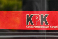 KPK menduga Wakil Sekretaris Jenderal GP Ansor Syarif Hamzah Asyathry mengetahui aliran uang terkait dugaan korupsi kuota haji tambahan. CNN Indonesia