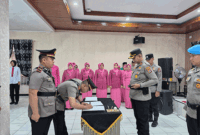 Serahterima Wakapolres dan Kasat Lantas Polres Padang Panjang.