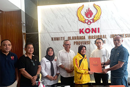 Para atlet pentague Jambi saat beraudiensi dengan Ketua Umum KONI Jambi. (ANTARA/HO/HUMAS KONI JAMBI)