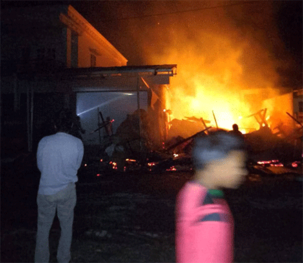 Gudang sayur di Kayu Aro terbakar, Jumat dini, (12/9/2025)