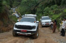 Jalan Labura-Toba saat ditinjau Bobby. Foto: Dok. Istimewa
