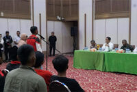 Mentan Amran mendengarkan aspirasi petani Indramayu di Kantor Pusat Kementerian Pertanian (Kementan), Rabu (24/9/2025). Sumber : Kementan

