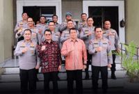 Wakil Menteri Pendayagunaan Aparatur Negara dan Reformasi Birokrasi (WamenPANRB) Komjen Pol. (Purn) Purwadi Arianto melakukan kunjungan kerja ke Mako Polda Jambi, Jumat (19/9/2025).