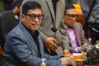 Ketua Baleg DPR Bob Hasan memimpin rapat kerja dengan Kementerian Hukum di kompleks parlemen, Senayan, Jakarta, Selasa (9/9/2025). Baleg DPR mengusulkan agar RUU tentang Perampasan Aset untuk dimasukkan ke dalam Prolegnas Prioritas untuk dibahas pada tahun 2025. (ANTARA FOTO/Rivan Awal Lingga)