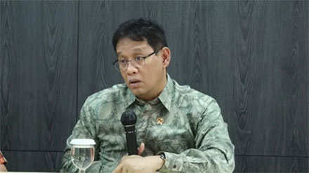 Menkeu Purbaya saat diskusi bersama wartawan di Kantor Kementerian Keuangan Jakarta, Jumat (19/9/2025). Sumber : YouTube/Kompas TV
