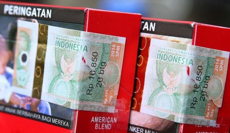 Foto: Pita cukai rokok. (Dok. detikcom)
