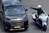 Media sosial tengah ramai gerakan 'Stop Tot Tot Wuk Wuk' atau fasilitas sirine dan strobo yang digunakan pejabat di jalan raya. (ANTARA/HO/X-@mafiawasit)