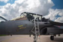 Prajurit TNI AU sukses terbangkan Rafale di Prancis. Foto: TNI AU
