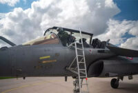 Prajurit TNI AU sukses terbangkan Rafale di Prancis. Foto: TNI AU
