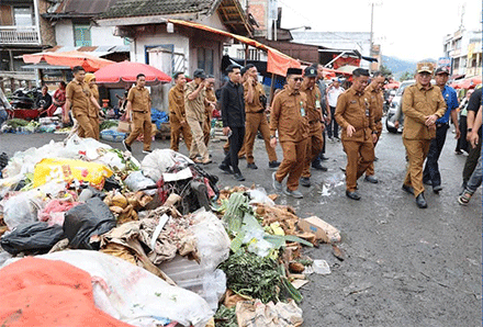 Wako Alfin Kunjungi Pasar Tanjung Bajure, Sungai Penuh.