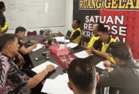 Gelar perkara kasus pengrusakan pembatas jalan. Fahrudin ditetapkan sebagai tersangka, Jumat (31/10/2025)