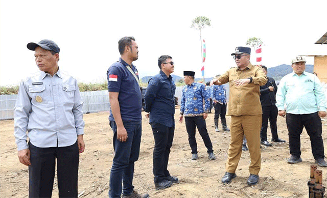 Tim KLHK yang dipimpin Muchammad Novan Ardista disambut langsung oleh Wali Kota Sungai Penuh, Alfin, SH, dan Wakil Wali Kota Azhar Hamzah. Rombongan meninjau Tempat Pengolahan Sampah Terpadu (TPST) di kawasan Renah Kayu Embun (RKE).