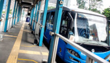 Ilustrasi transportasi umum Bus Transjakarta. Foto: Aprillio Akbar/ANTARA FOTO