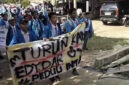 Suasana siswa SMK Negeri 1 Indralaya Selatan, ogan Ilir, Sumsel melakukan aksi mogok belajar pada Senin (6/10/2025). Mereka menuntut Kepala Sekolah (Kepsek) berinisial ED dan dua guru lainnya segera dicopot dari jabatannya. Foto : Tangkap Layar/Istimewa
