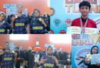 siswa sman 1 yang mendapatkan mendali di kejuaraan pencak silat bukit tinggi
foto. dok: istimewa