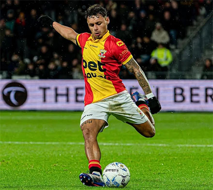 Pemain Go Ahead Eagles, Dean James. Foto: instagram/@dean11james
