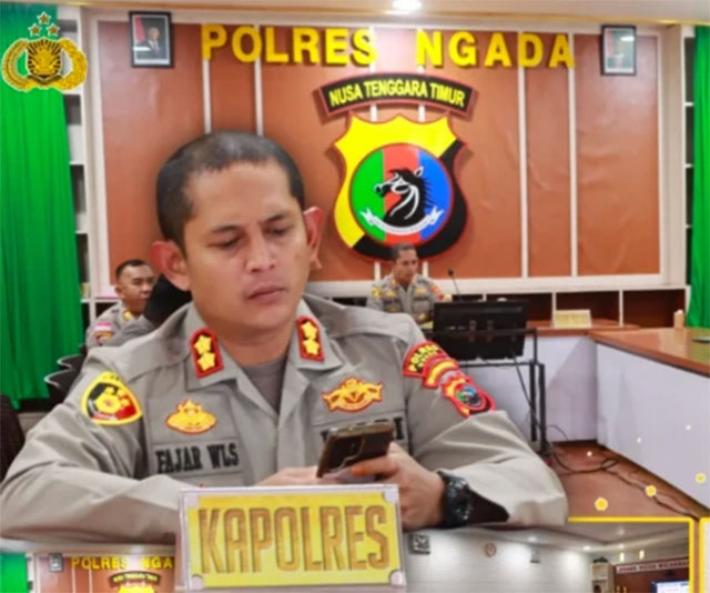 AKBP Fajar Widyadharma Lukman Sumaatmaja saat masih menjabat Kapolres Ngada. Foto: @mediapolresngada
