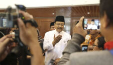 Mensos Syaifullah Yusuf (Gus Ipul) di Kantor Kemensos, Jumat (28/2/2025).  Foto: Dok. Kemensos