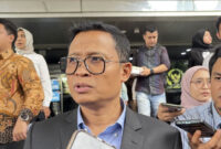 Dirjen Pajak Kemenkeu, Bimo Wijayanto menjawab pertanyaan wartawan di Kompleks Parlemen, Selasa (15/7/2025). Foto: Ave Airiza Gunanto/kumparan