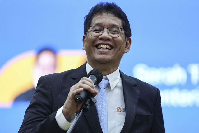 Menteri Keuangan Purbaya Yudhi Sadewa menyampaikan sambutan saat serah terima jabatan Menteri Keuangan di Kemenkeu, Jakarta, Selasa (9/9/2025). Foto: Willy Kurniawan/Reuters
