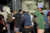 Penangkapan peserta pesta gay Surabaya, Sabtu (18/10/2025). Foto: Instagram/@samaptapolrestabessby