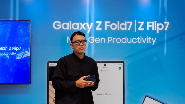 Ilham Indrawan, MX Product Marketing Senior Manager Samsung Electronics Indonesia, di acara Galaxy Z Fold7 I Z Flip7: New Gen Productivity Media Session di Jakarta, Selasa (21/10). Foto: Muhamad Ardiyansyah/kumparan