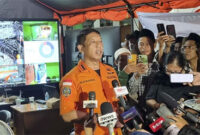 Kepala Kantor SAR Surabaya, Nanang Sigit di posko asrama putri Ponpes Al-Khoziny, Kecamatan Buduran, Sidoarjo, Jumat (3/10/2025). Foto: Farusma Okta Verdian/kumparan
