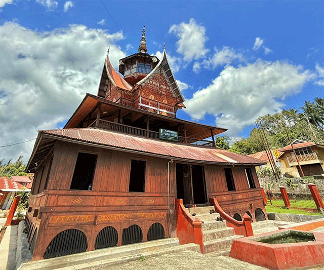 Surau Lubuak Bauak, Batipuah, Kabupaten Tanah Datar.