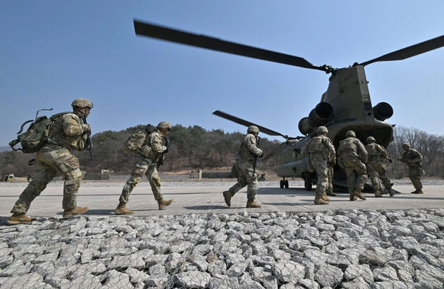 Tentara AS mengambil bagian dalam latihan militer.  Foto: Jung Yeon-je / AFP
