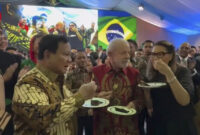Presiden Brasil  Luiz Inacio Lula da Silva merayakan ultan tahunnya dan Presiden Prabowo Subianto saat menutup kunjungannya di Indonesia.  Foto: Instagram/ @lulaoficial