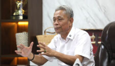 Wamensos Agus Jabo di kantor Kemensos, Jakarta, Rabu (15/10/2025). Foto: Kemensos RI
