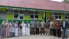 Majelis guru MI dan tokoh masyarakat