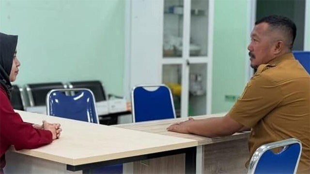 Bupati Kerinci, Monadi,saat melakukan peninjauan lapangan ke dua rumah sakit baru di Kabupaten Kerinci.