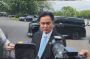 Menteri Koordinator Bidang Hukum, HAM, Imigrasi, dan Pemasyarakatan Yusril Ihza Mahendra berkunjung ke Istana Negara, Jakarta, Jumat (7/11/2025).  Foto: Luthfi Humam/kumparan
