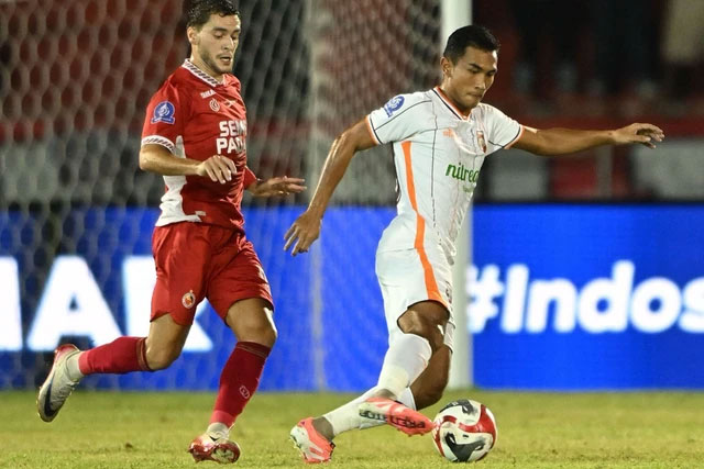 Pertandingan Semen Padang vs Borneo pada Super League, Minggu (9/11/2025). Foto: Instagram/ @borneofc.id
