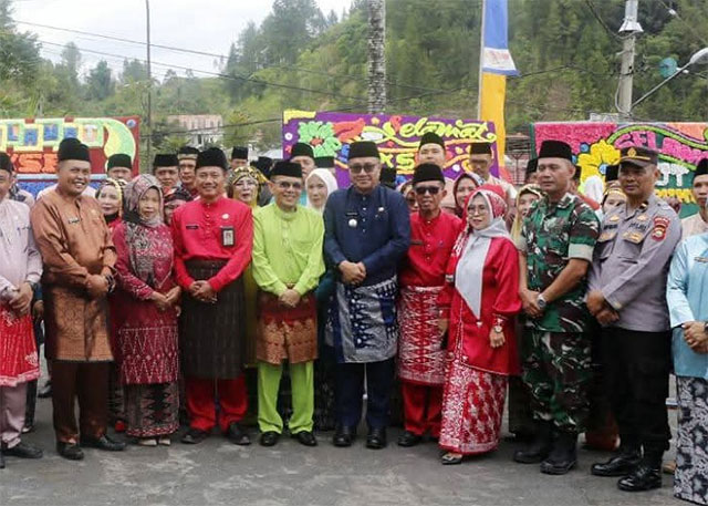 Wali Kota Alfin memimpin apel peringatan HUT ke-8 Tirta Khayangan